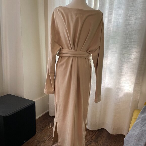 Faherty Wrap Dress - Picture 3 of 5